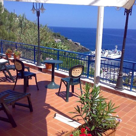 Sogni Nel Blu Aparthotel Isola di Ustica ภายนอก รูปภาพ
