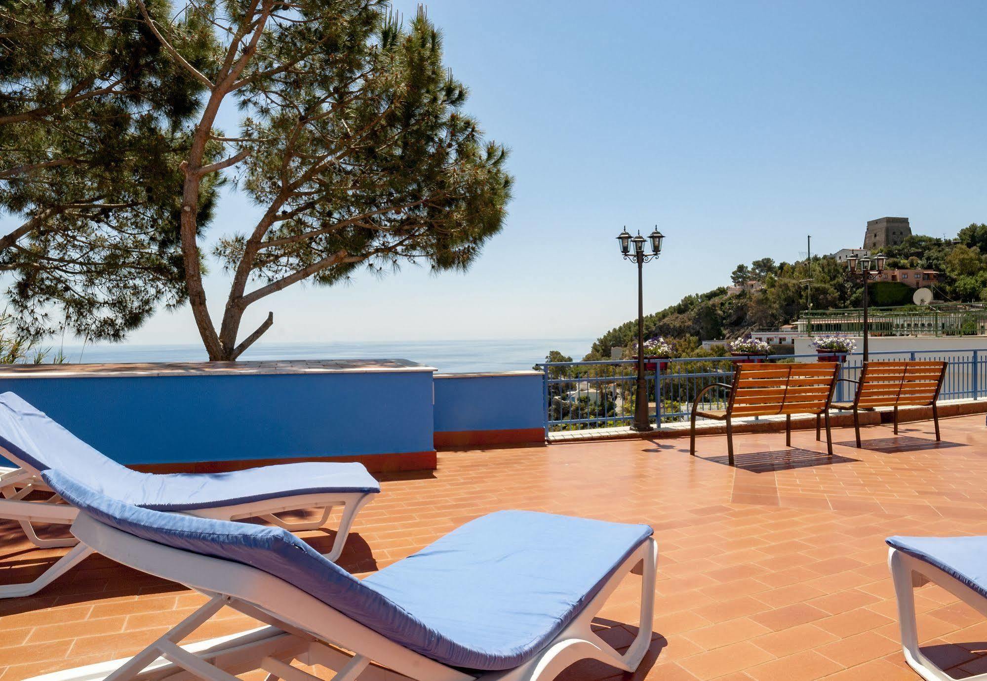 Sogni Nel Blu Aparthotel Isola di Ustica ภายนอก รูปภาพ