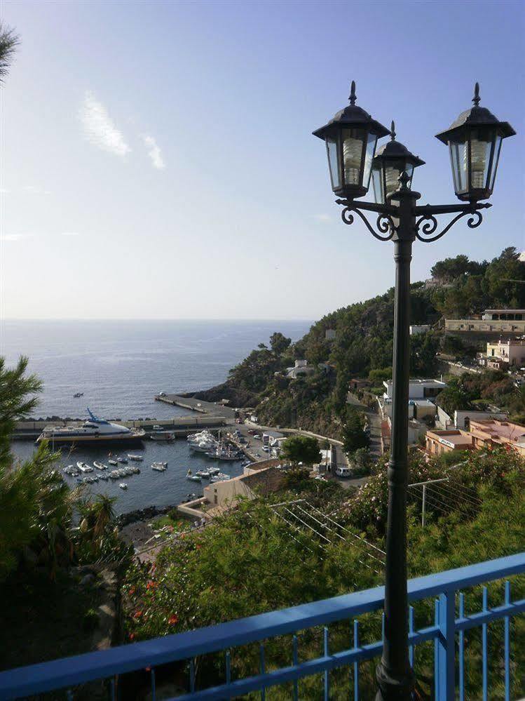 Sogni Nel Blu Aparthotel Isola di Ustica ภายนอก รูปภาพ